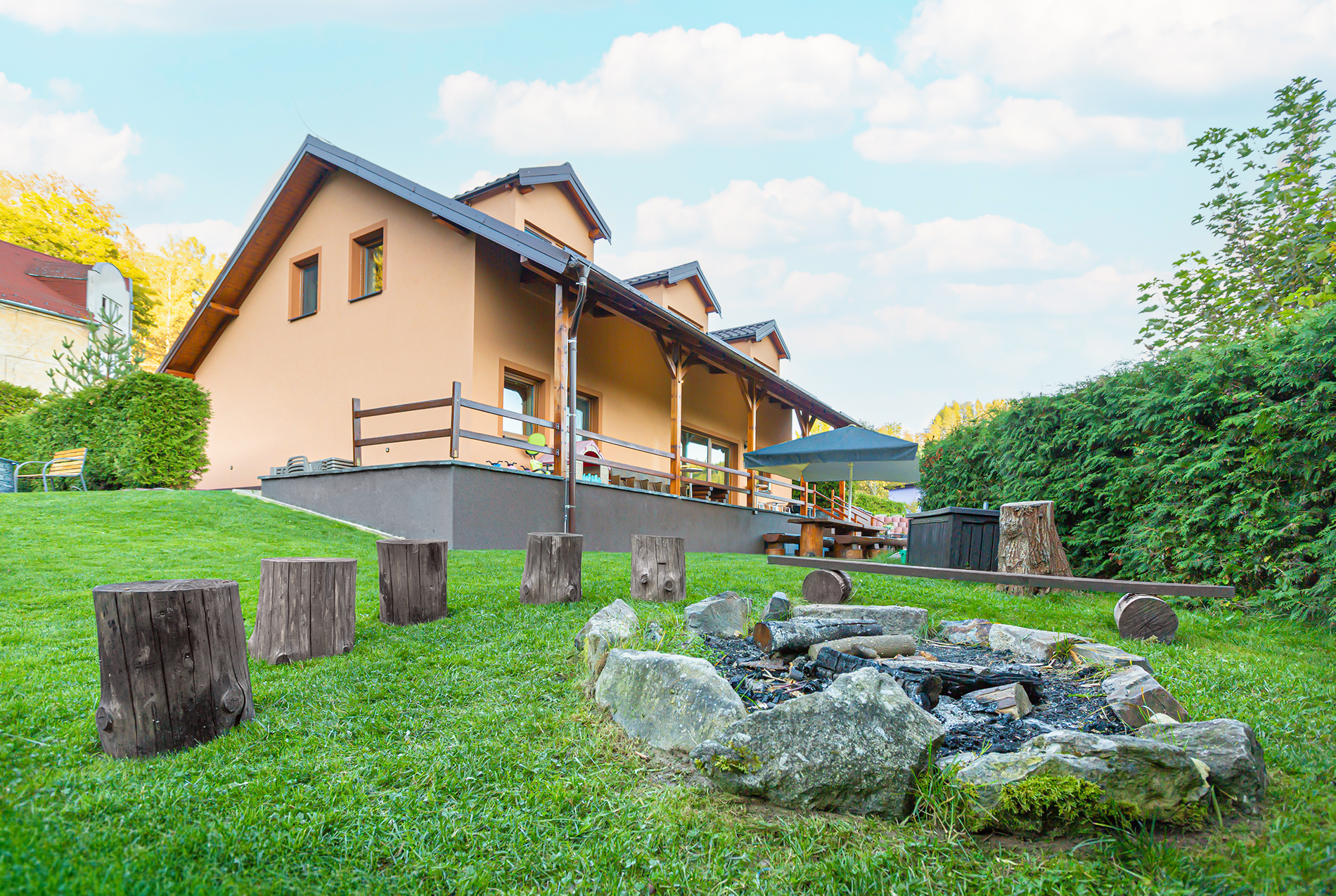 // Brzy v nabídce // Prodej horského domu v Krušných horách – 300 m², pozemek 2 442 m²